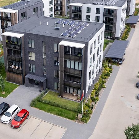 D33 Vilnius - Brand New Luxury Apartment With Terrace, Garden, Ac And Parking エクステリア 写真