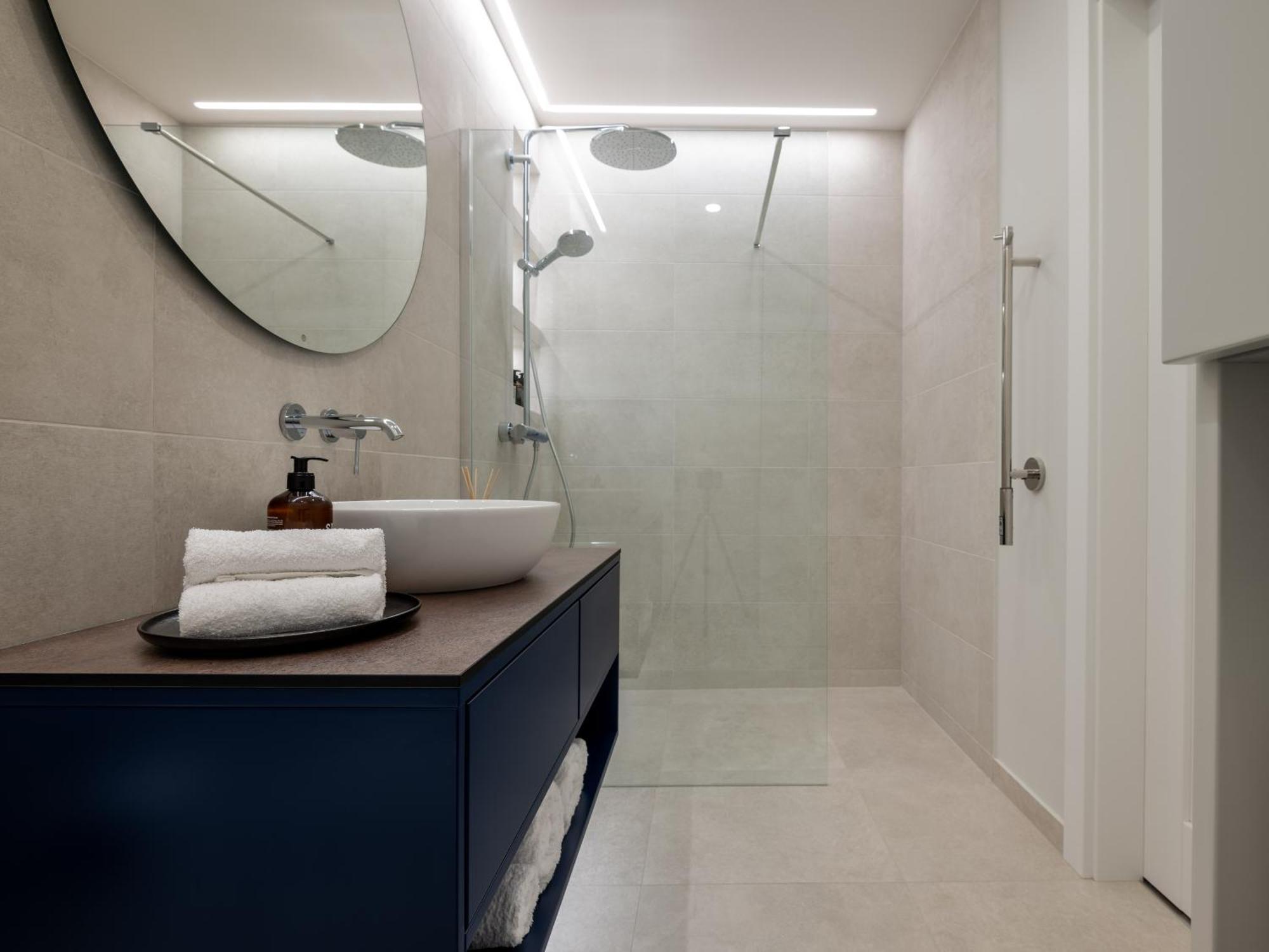 D33 Vilnius - Brand New Luxury Apartment With Terrace, Garden, Ac And Parking エクステリア 写真